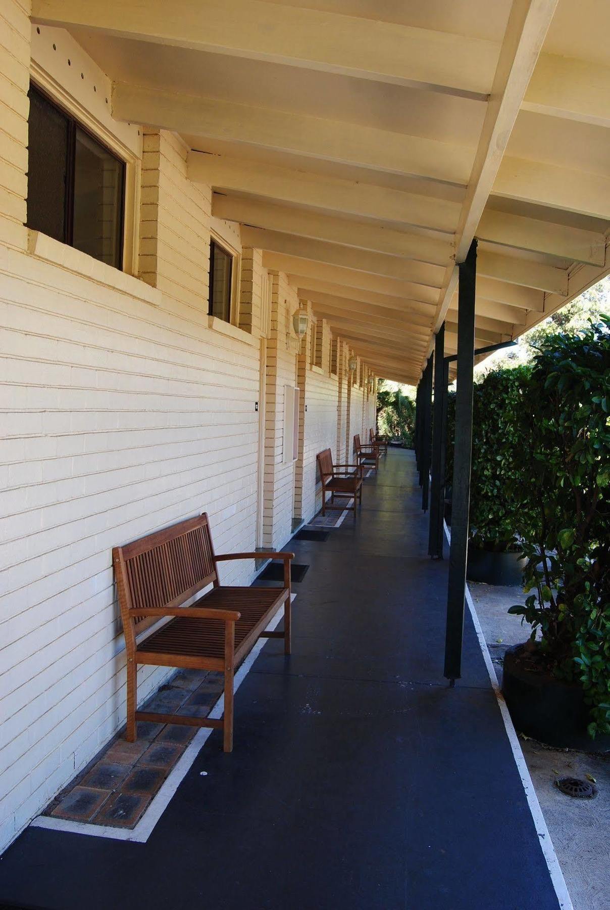 Airlie House Motor Inn Scone Exterior foto